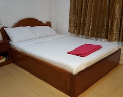 Hotel Lucky 2 (Phnom Penh, Cambodja)