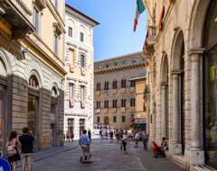 Koko talo/asunto Ideal Location With Unique Views Of Siena From And Of The Historic Center (Siena, Italia)