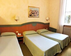 Khách sạn Hotel Villa Primavera (Pisa, Ý)