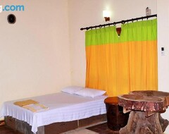 Hotelli Thimbiriwewa Eco Resort Wilpattu (Anuradhapura, Sri Lanka)