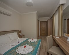 Hotel Mandalin (Antalya, Turkey)