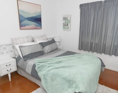 Cijela kuća/apartman #Waihi Beach Hive300M To BeachHuge Family Bach (Athenree, Novi Zeland)