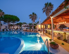 Khách sạn Hotel Alkyoni Beach (Agios Georgios, Hy Lạp)