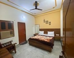 hotel Rudra stays (Varanasi, India)