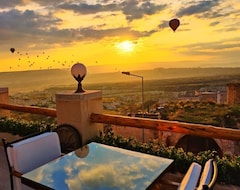 Mimi Cappadocia Luxury Cave Hotel (Uçhisar, Turquía)