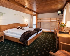 Khách sạn Hotel Oberland (Lauterbrunnen, Thụy Sỹ)