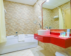 Palette Royal Reflections Hotel and Spa Dubai (Dubai, United Arab Emirates)