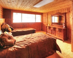 Khách sạn Log Cabin On The Stream (Sundance, Hoa Kỳ)