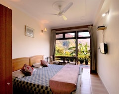 Khách sạn Lake Inn (Bhimtal, Ấn Độ)