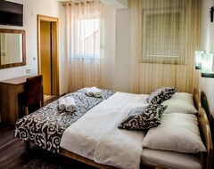 Khách sạn Hotel Villa Monaco (Čitluk, Bosnia and Herzegovina)