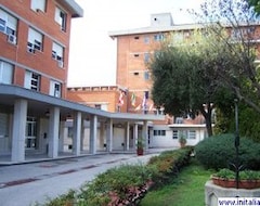 Otel La Nuova Arca (Bari, İtalya)