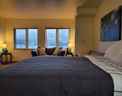 Koko talo/asunto Downtown Juneau Gem: 1br Apt With Stunning Views! (Juneau, Amerikan Yhdysvallat)
