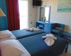 Hotel Nirvana Beach (Theologos - Tholos, Greece)