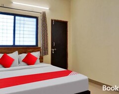 Oyo Flagship 81205 Royal Palace Hotel (Pimpri-Chinchwad, Indija)