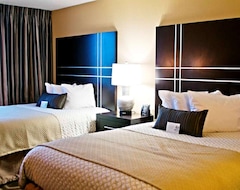 Hotel Embassy Suites by Hilton St Louis Airport (Bridgeton, USA)