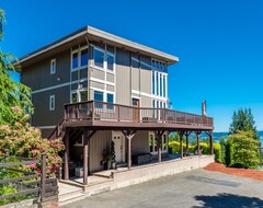 Koko talo/asunto Cabinesque W/ Gorgeous View (Bellevue, Amerikan Yhdysvallat)