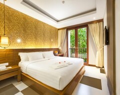 1 Suite Room Hotel & Spa Legian (Badung, Indonesia)