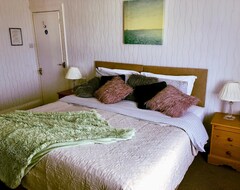 Oda ve Kahvaltı Pendrin Guest House (Tintagel, Birleşik Krallık)