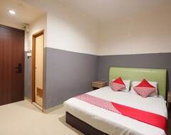 Hotel Oyo 92988 City Room (Lubuk Baja, Indonezija)