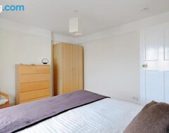 Cijela kuća/apartman Greystones - Four Bedroom House, Sleeps 8 (Lyme Regis, Ujedinjeno Kraljevstvo)