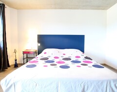 Cijela kuća/apartman Gite Lapte, 8 Bedrooms, 23 Persons (Lapte, Francuska)