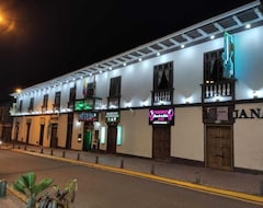 Hotel el Che No apto para corruptos (Azogues, Ecuador)