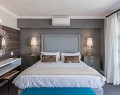 Hotel Romney Park All Suite & Spa (Cape Town, South Africa)