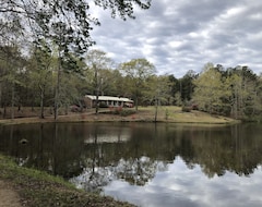 Toàn bộ căn nhà/căn hộ Our Family Pond House (Shiloh, Hoa Kỳ)