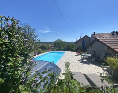 Cijela kuća/apartman 200m2 Family House With Swimming Pool In A Wine-growing Village (Bréry, Francuska)