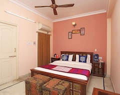 OYO 10326 Hotel The Indra INN (Jodhpur, Hindistan)