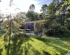 Otel Comfortable Holiday Home With A Garden (Zelhem, Hollanda)
