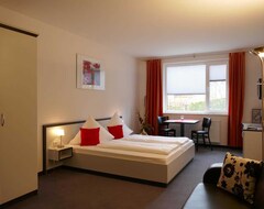 Khách sạn Doppelzimmer Comfort - Hotel Zwischen Den Seen Objekt-id 123881 (Waren, Đức)