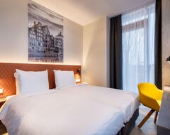 Hotel New Kit (Ámsterdam, Holanda)