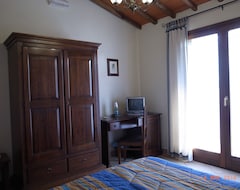 Hotel Simple And Pretty Room (Amelia, Italija)