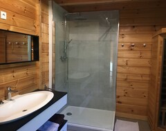 Cijela kuća/apartman Chalet Des Isles Autour Du Golf (Saint-Jean-de-la-Rivière, Francuska)