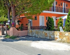 Hotel Neraida Studios (Planos-Tsilivi, Grækenland)
