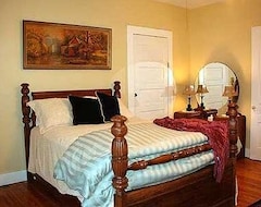 The Moore Farm House Bed & Breakfast (Conway, Amerikan Yhdysvallat)
