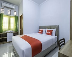 Hotel OYO 2072 Wisma Teratai (Cirebon, Indonezija)