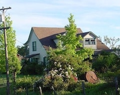 Otel Robin's Nest Ranch & The Fleming Jones Homestead (Placerville, ABD)