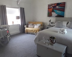 Hotel Stylish B & B Studio With Parking 3 Miles From St Ives (Saint Ives, Storbritannien)
