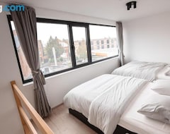 Cijela kuća/apartman K&y New Hotel-apartment 2 , 500m To Airport! (Zaventem, Belgija)