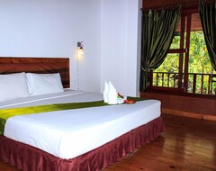 Hotel Reuan Thai Village Koh Samui (Ao Phangka, Thailand)