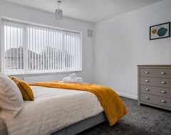 Hele huset/lejligheden Immaculate 5-bed House In Leeds (Leeds, Storbritannien)