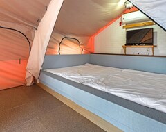 Pensión Goseong Bluewhale Glamping&pension (Goseong, Corea del Sur)