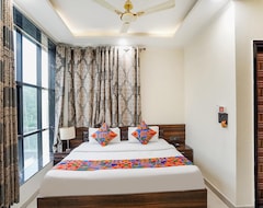 FabHotel 17 Suites (Greater Noida, India)