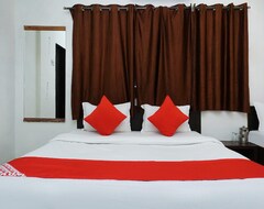 OYO 24551 Hotel Shirdi Sai Inn (Shirdi, Indija)