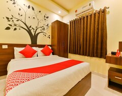 Hotel OYO 17072 Meridian Regency (Kottayam, Indien)