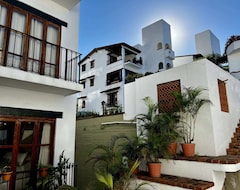 Hele huset/lejligheden Romantic Zone Penthouse Steps From Beach, Restaurants And Shops (Puerto Vallarta, Mexico)
