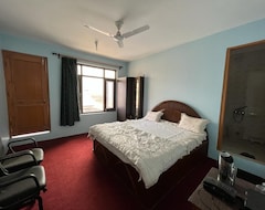 Hotel Johns (Srinagar, India)