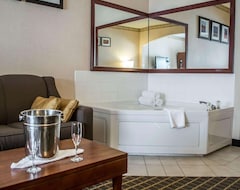 Hotel Comfort Suites Southwest (Portland, Sjedinjene Američke Države)